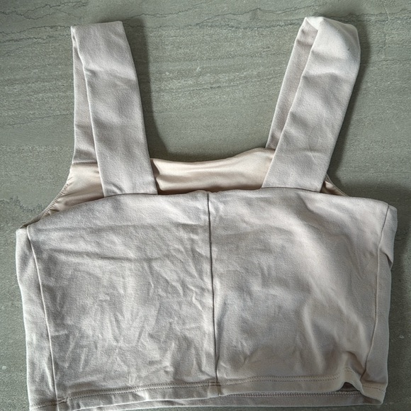 Alo Yoga Bind Fitted Bra Top - Picture 4 of 4